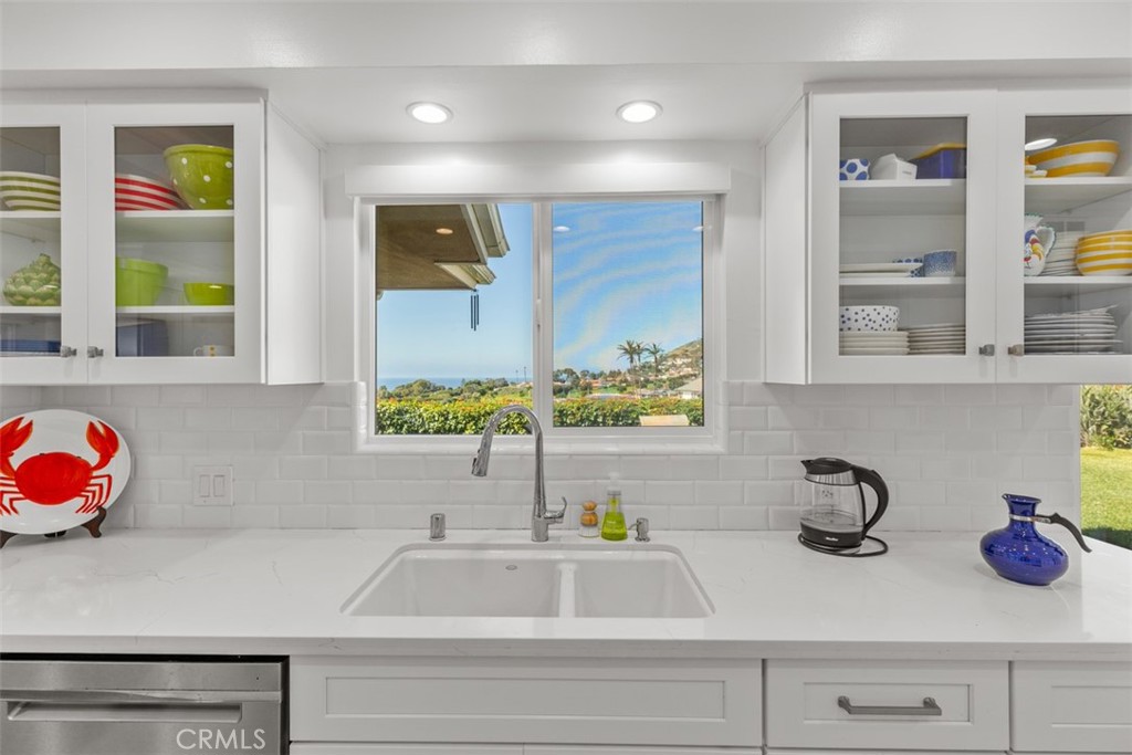 32611 Mediterranean Drive, Dana Point CA 92629 - photo 18
