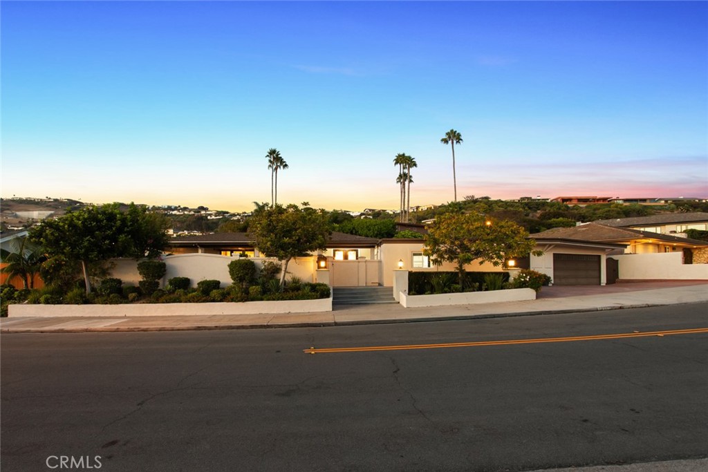 32702 Seven Seas Drive, Dana Point CA 92629 - photo 37