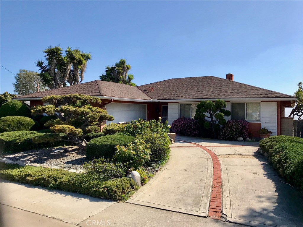 32882 Bluffside Drive, Dana Point CA 92629 - photo 1