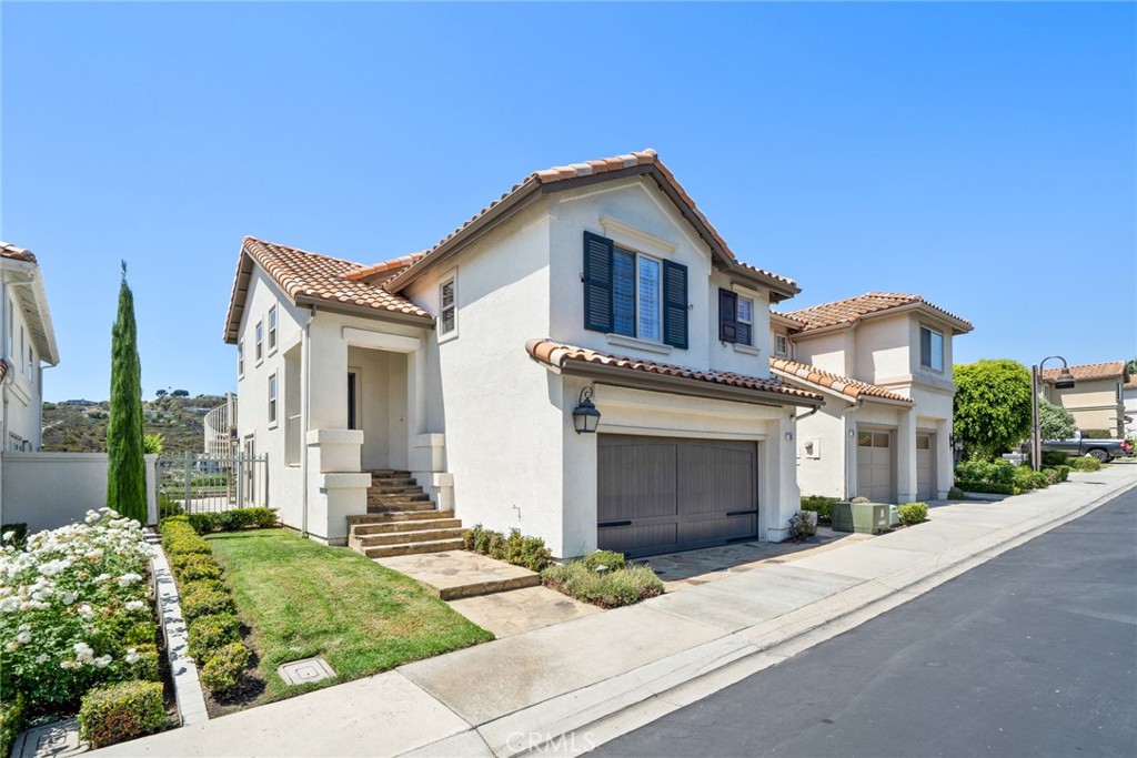 33 Cassis, Dana Point CA 92629 - photo 1