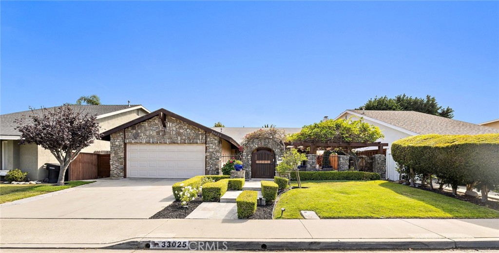 33025 Christina Drive, Dana Point CA 92629 - photo 1