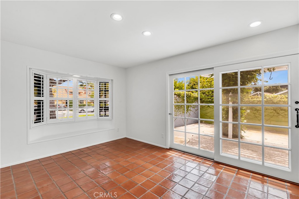 33051 Christina, Dana Point CA 92629 - photo 5