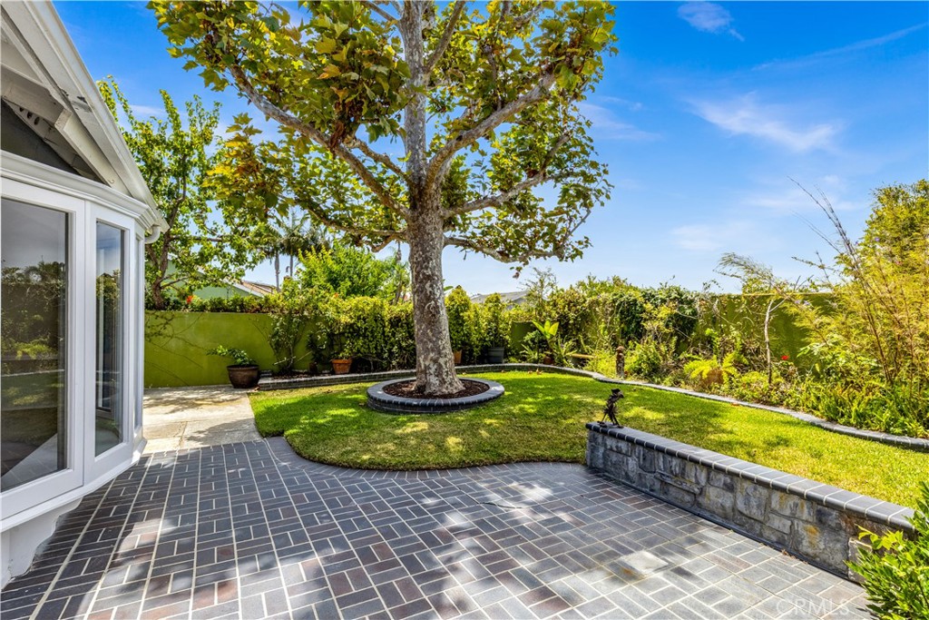 33051 Christina, Dana Point CA 92629 - photo 28