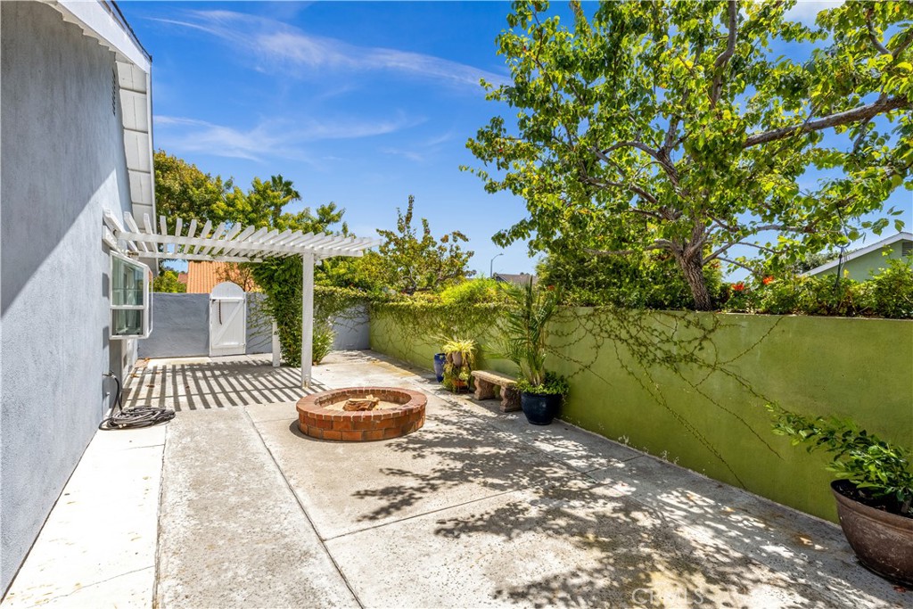 33051 Christina, Dana Point CA 92629 - photo 31