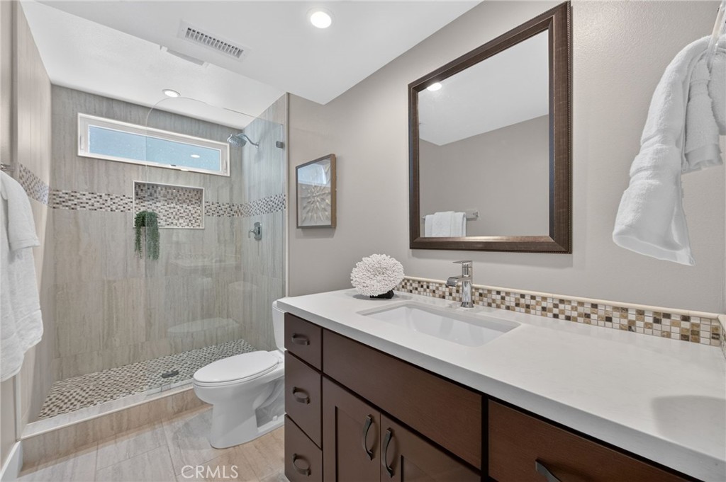 33052 Santiago Drive, Dana Point CA 92629 - photo 31