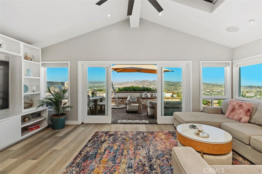33082 Mesa Vista Dr, Dana Point CA 92629 - photo 14