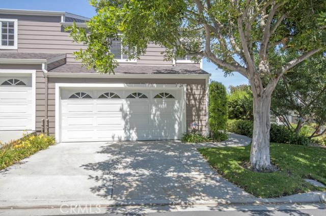 Three bedroom, 2.5 bath end unit, approx. 1470 sq. ft. - 33124 Ocean Ridge, Dana Point CA 92629 - photo 1