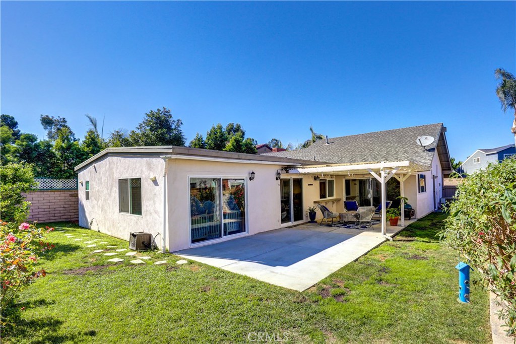 33142 Desoto Way, Dana Point CA 92629 - photo 1