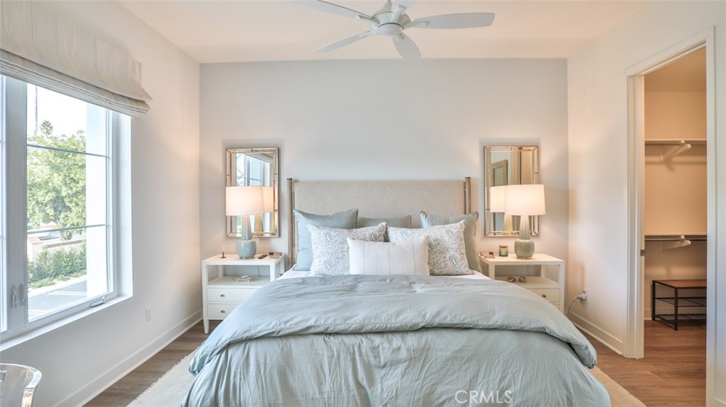 Primary suite feature walk-in closet and luxurious en-suite bath. - 3319 Doheny Way, Dana Point CA 92629 - photo 29