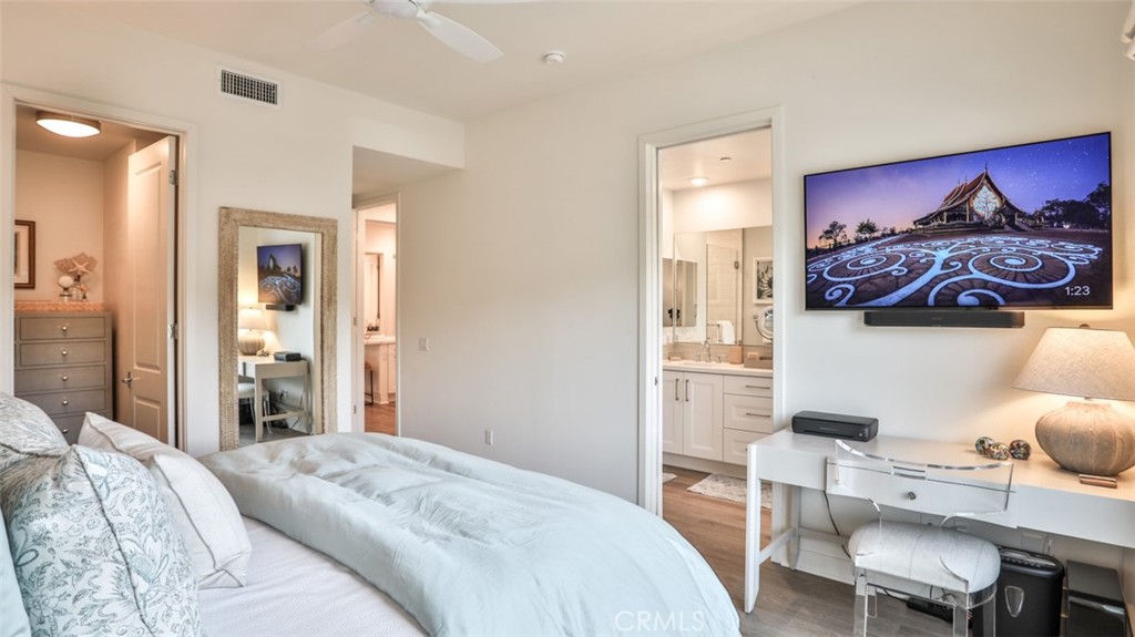 Primary suite feature walk-in closet and luxurious en-suite bath. - 3319 Doheny Way, Dana Point CA 92629 - photo 32