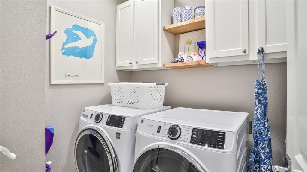 Laundry room. - 3319 Doheny Way, Dana Point CA 92629 - photo 42