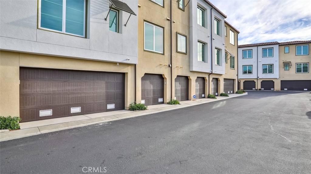 2-car garage, clearance for a car is 77”. - 3319 Doheny Way, Dana Point CA 92629 - photo 43