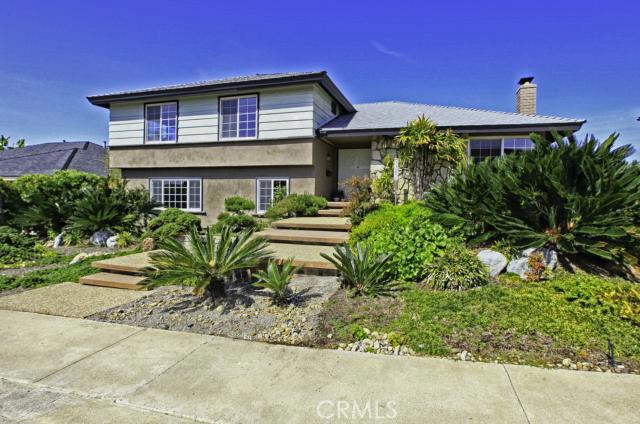 Unique 5 bedroom split-level Thunderbird home!! - 33201 Sea Knoll Drive, Dana Point CA 92629 - photo 1