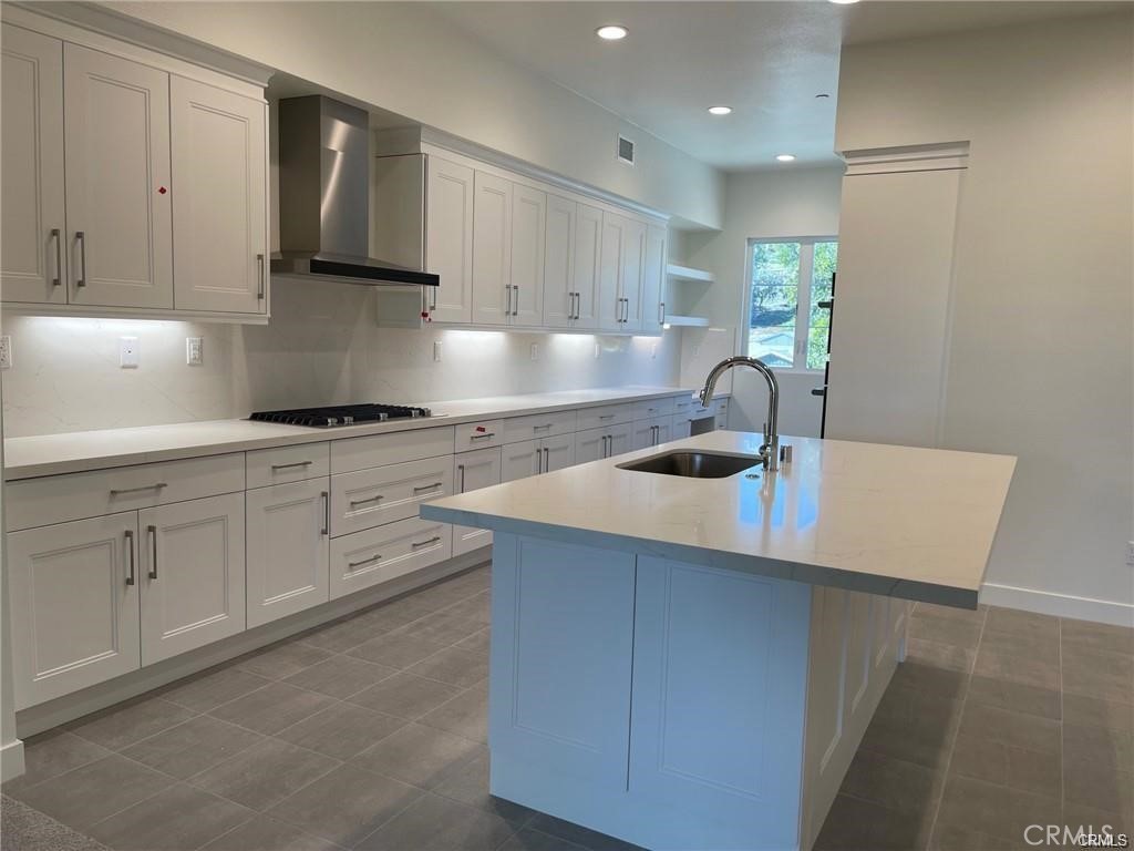 Beautiful island kitchen. Fridge is included. - 3326 Doheny Way, Dana Point CA 92629 - photo 6