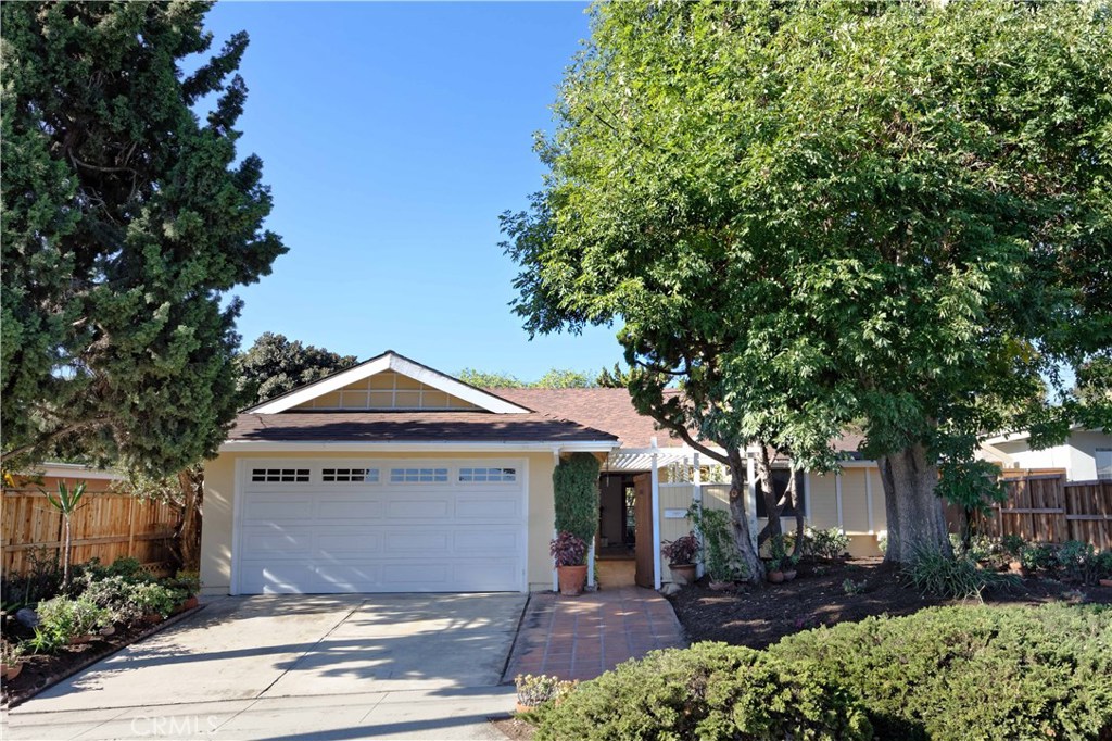 At the top of the Knoll, backing to the canyon, is this charming home with endless possibilities. - 33261 Big Sur Street, Dana Point CA 92629 - photo 1