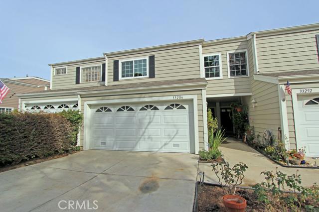 GORGEOUS MARINITA TOWNHOME- 2 CAR GARAGE WITH 2 CAR SPACES. - 33286 Ocean Bright, Dana Point CA 92629 - photo 1