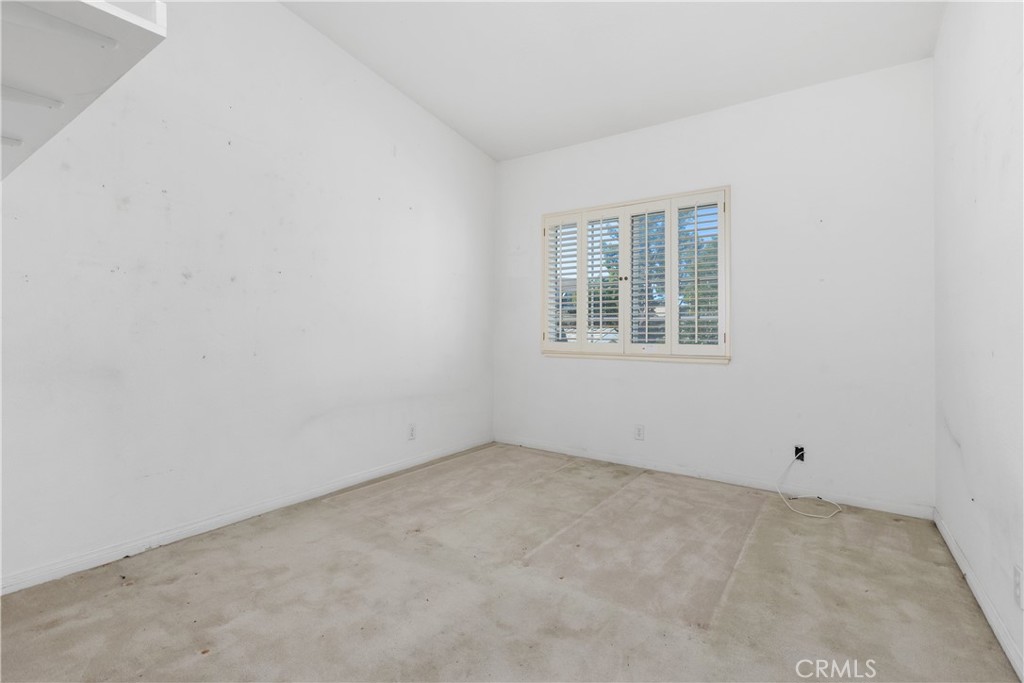 Upstairs secondary bedroom - 33292 Ocean Ridge, Dana Point CA 92629 - photo 23