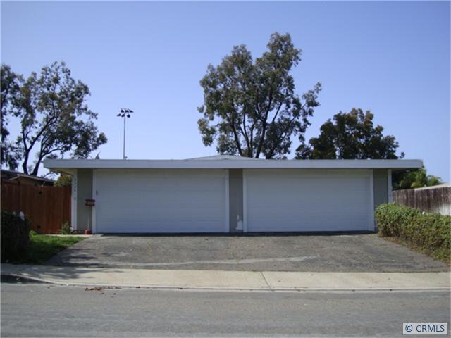 Front of duplex with 2-two car garages - 33339 NOTTINGHAM Way, Dana Point CA 92629 - photo 1