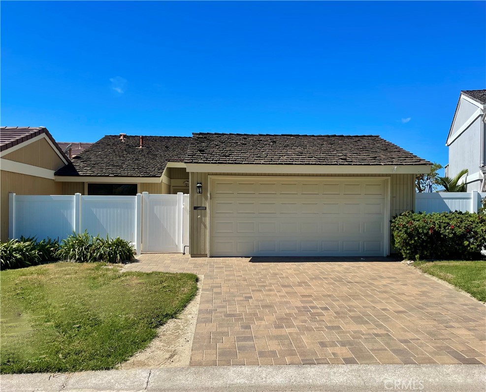 33431 Spinnaker Drive N, Dana Point CA 92629 - photo 1