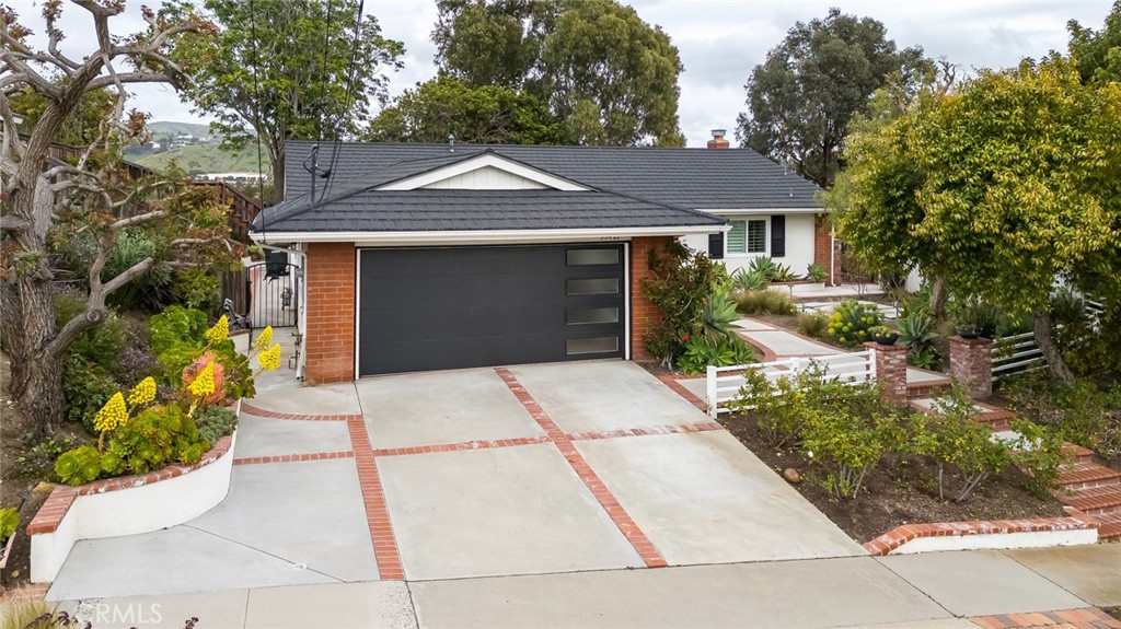 Charming and Inviting home remodeled as the owner's forever home. Don't miss this one! - 33462 Palo Alto Street, Dana Point CA 92629 - photo 1