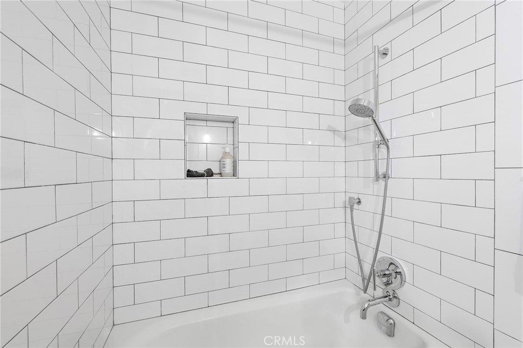 33462 Spinnaker Drive S, Dana Point CA 92629 - photo 20