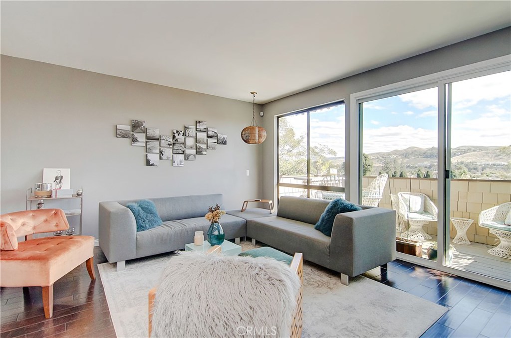 33492 Valley View Court, Dana Point CA 92629 - photo 1