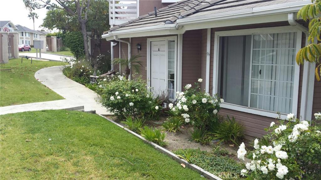 Inviting Front Entry - 33531 Blue Lantern A, Dana Point CA 92629 - photo 1