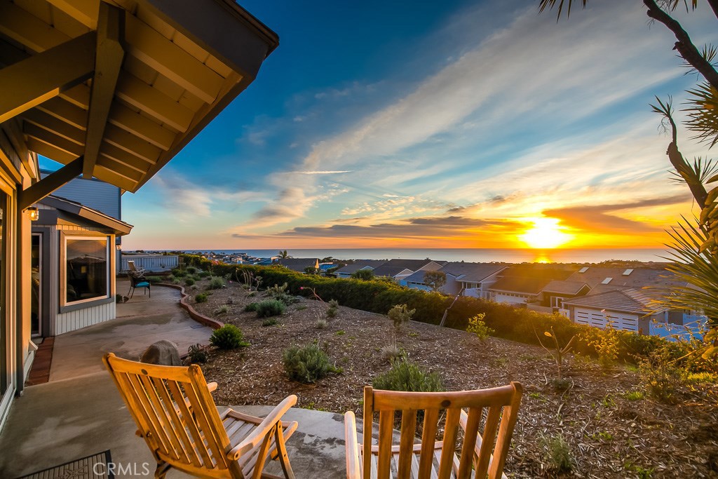 Landscape has been redone, see pictures below - 33531 Marlinspike Drive, Dana Point CA 92629 - photo 27
