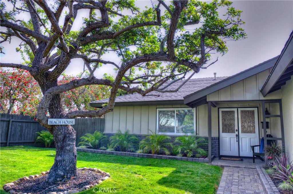 Beach and shopping close in the desirable neighborhood of Dana Knolls. New front pavers, landscaping and fence. Entire h - 33532 Palo Alto Street, Dana Point CA 92629 - photo 1