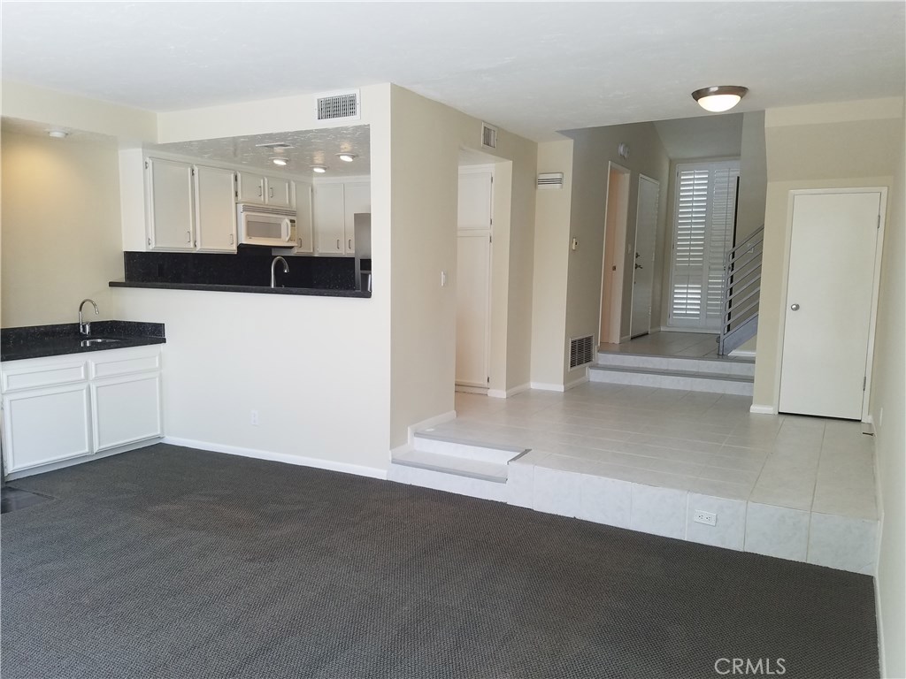 33532 Valley View Court 31, Dana Point CA 92629 - photo 1