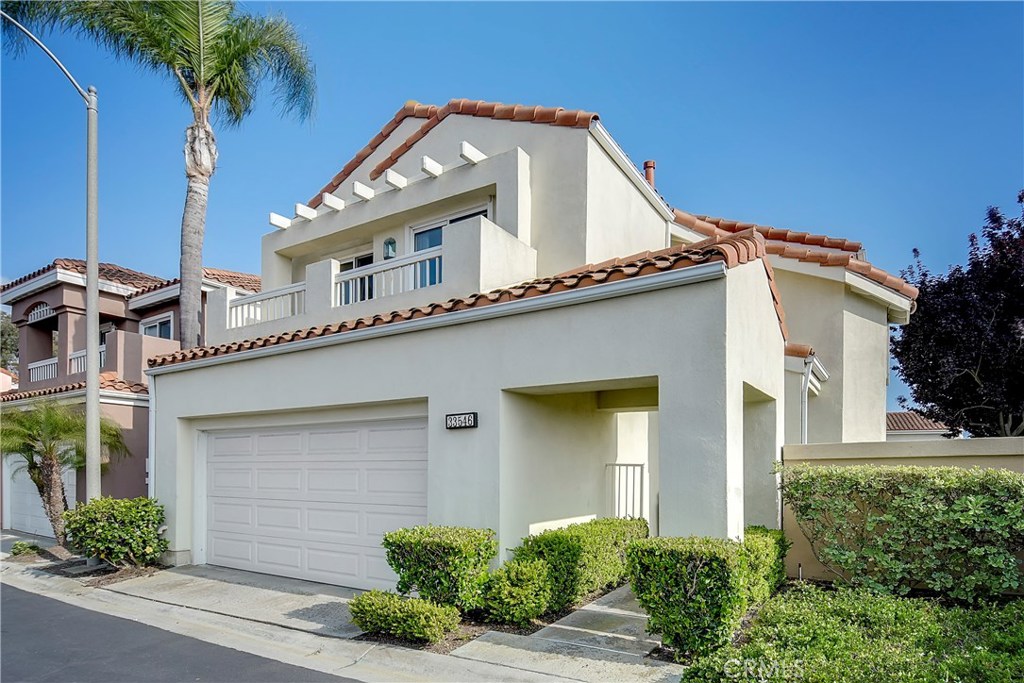 Welcome to 33546 Spin Drift Ct in Dana Point! - 33546 Spin Drift Ct, Dana Point CA 92629 - photo 1