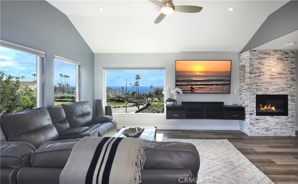 Living room with a view - 33574 Seawind Court 32, Dana Point CA 92629 - photo 1