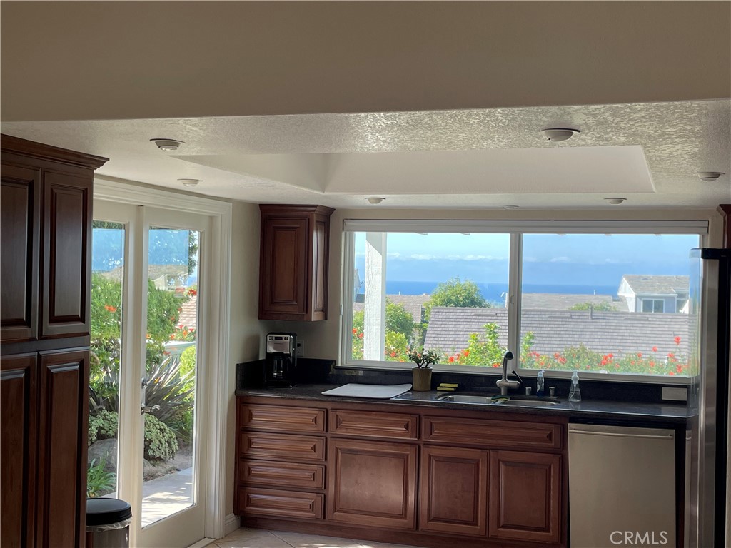 33581 Moonsail Drive, Dana Point CA 92629 - photo 20