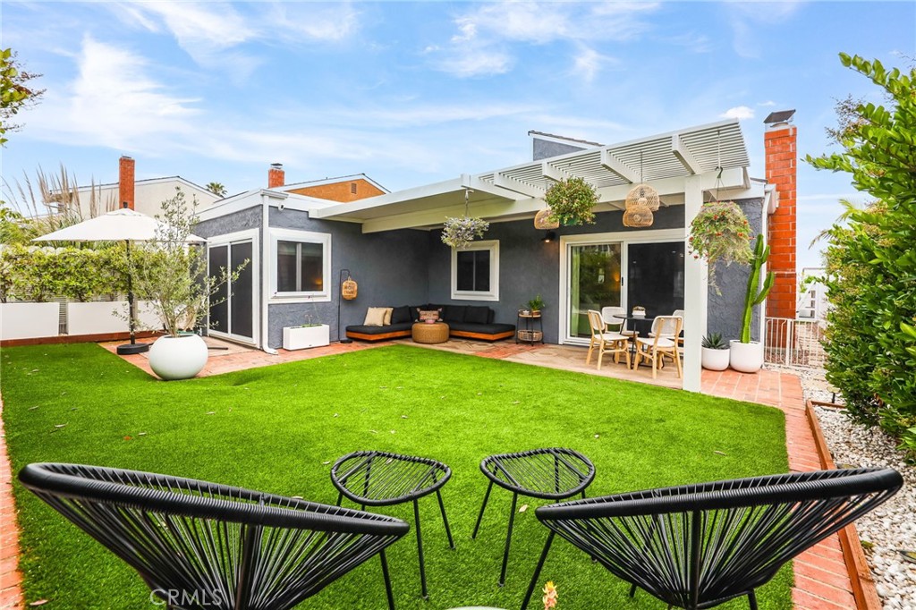 Beautifully landscaped. - 33586 Via Corvalian 23, Dana Point CA 92629 - photo 1