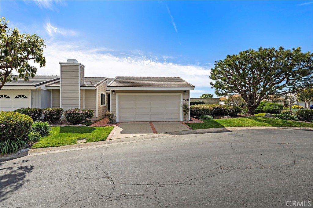 End unit in cul de sac w/ attached 2 car garage - 33611 Flying Jib, Dana Point CA 92629 - photo 31