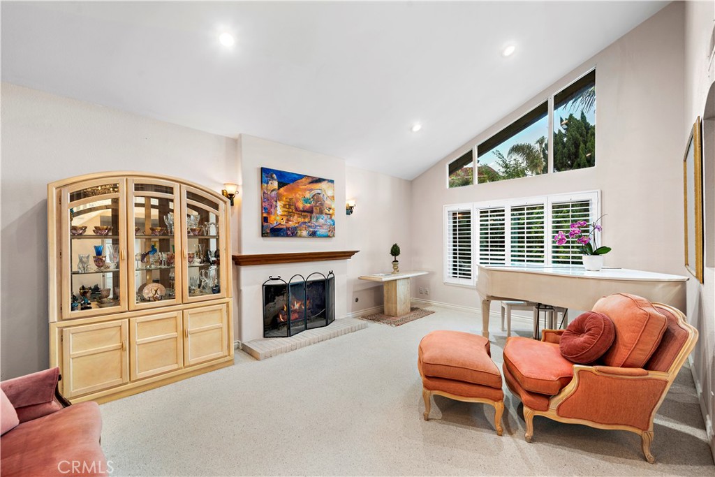 Clerestory Windows and Shutters Open to View of Front Courtyard! - 33622 Via Martos, Dana Point CA 92629 - photo 8