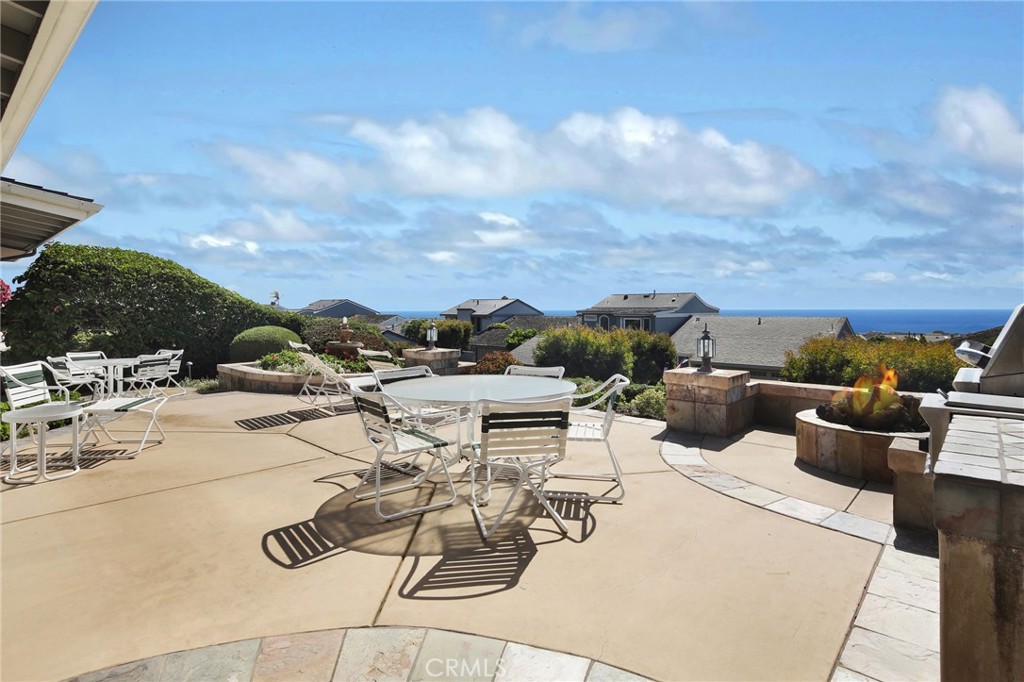 PATIO WITH BUILT-IN BBQ, FIREPIT AND FOUNTAIN - 33661 Flying Jib Drive, Dana Point CA 92629 - photo 1