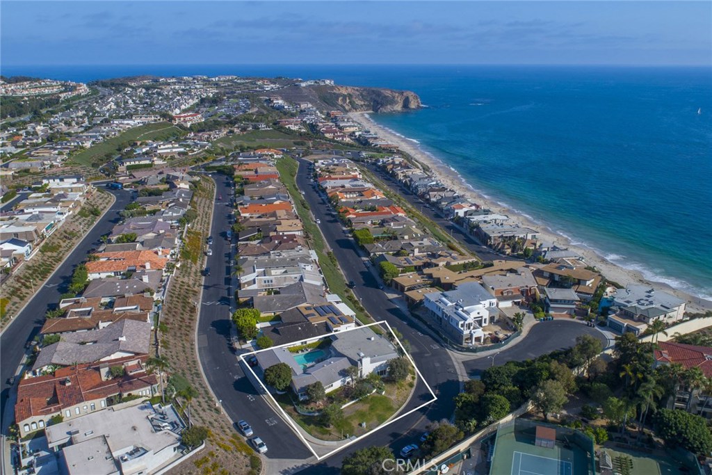 33661 Shackleton, Dana Point CA 92629 - photo 1