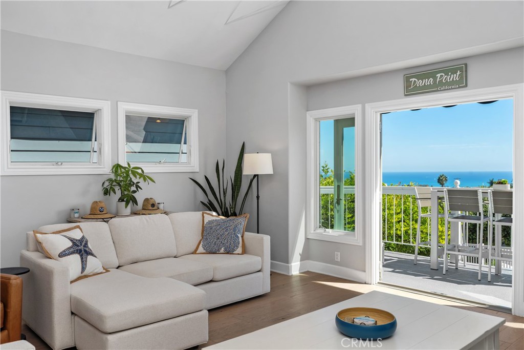 33691 Granada, Dana Point CA 92629 - photo 8
