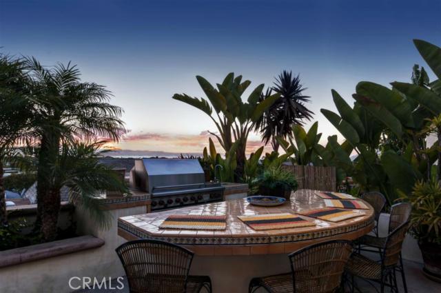 WELCOME TO 33691 WINDJAMMER! BBQ & DINING BAR W/ CATALINA, SUNSET & PEEK-A-BOO-OCEAN-VIEW SEEN HERE _ _ - 33691 WINDJAMMER Drive, Dana Point CA 92629 - photo 1