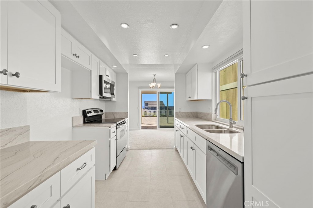 33711 Flying Jib Drive, Dana Point CA 92629 - photo 21