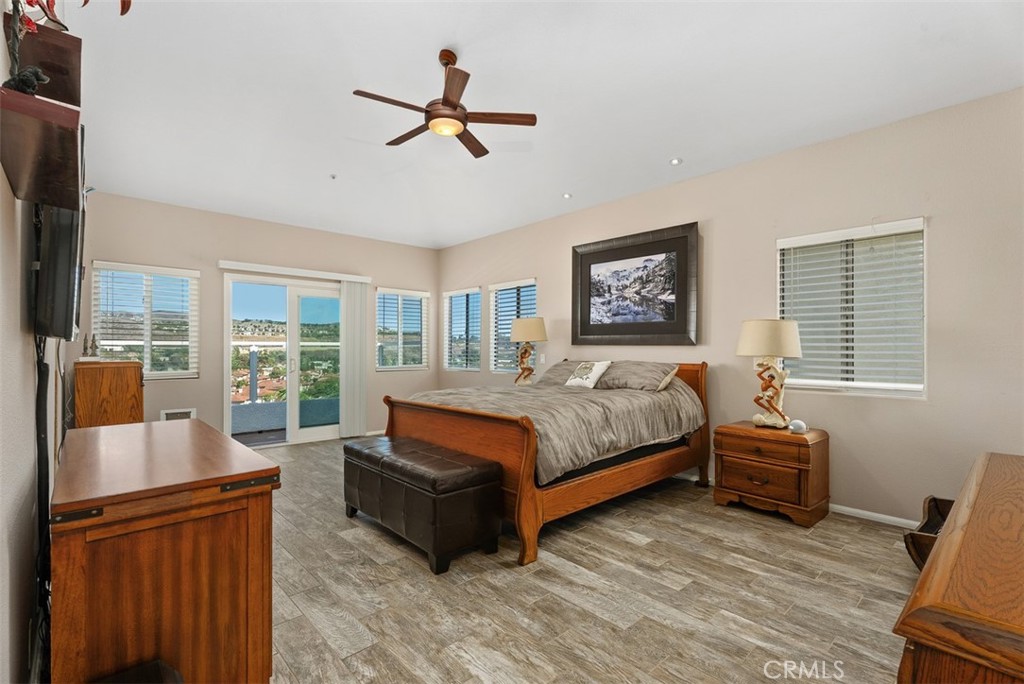 33722 Bridgehampton Drive, Dana Point CA 92629 - photo 17