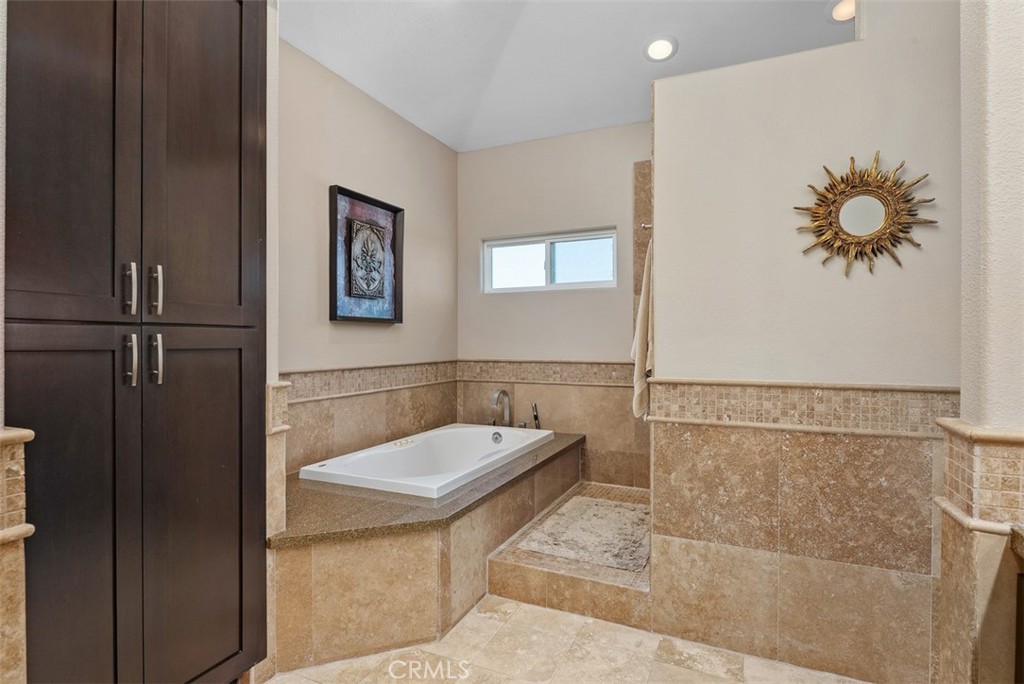 33722 Bridgehampton Drive, Dana Point CA 92629 - photo 21
