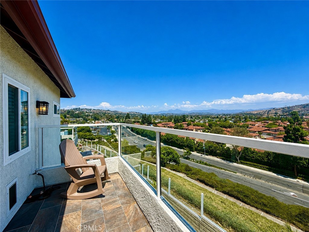 33722 Bridgehampton Drive, Dana Point CA 92629 - photo 28