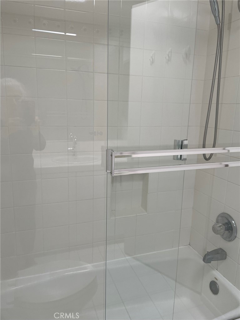 2nd Bathroom - 33722 Chula Vista Ave #B, Dana Point CA 92629 - photo 16