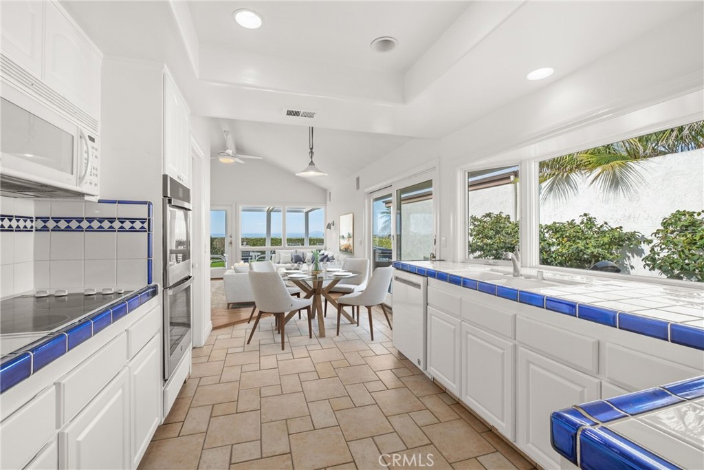 33731 Windlass Drive, Dana Point CA 92629 - photo 6