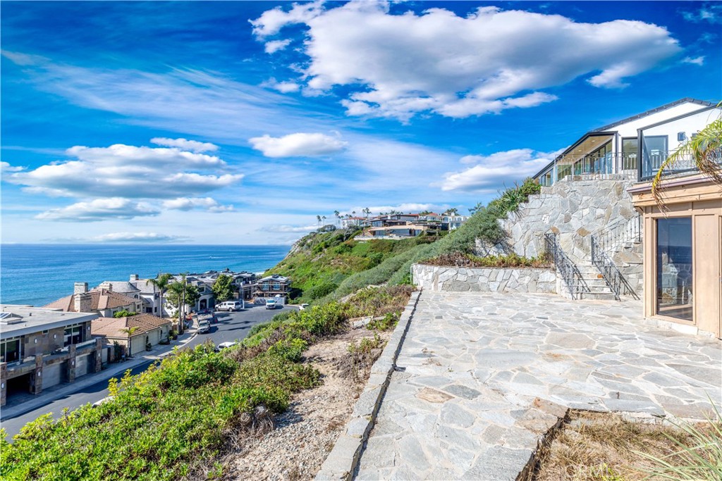 33781 Cabrillo Isle, Dana Point CA 92629 - photo 30