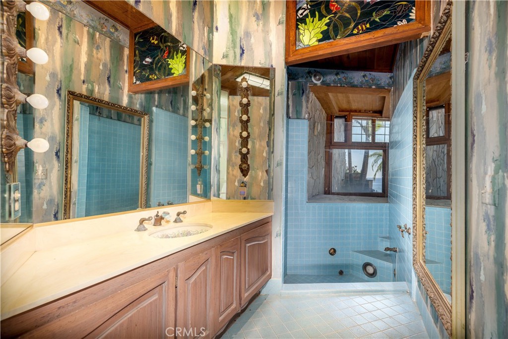 33781 Cabrillo Isle, Dana Point CA 92629 - photo 59