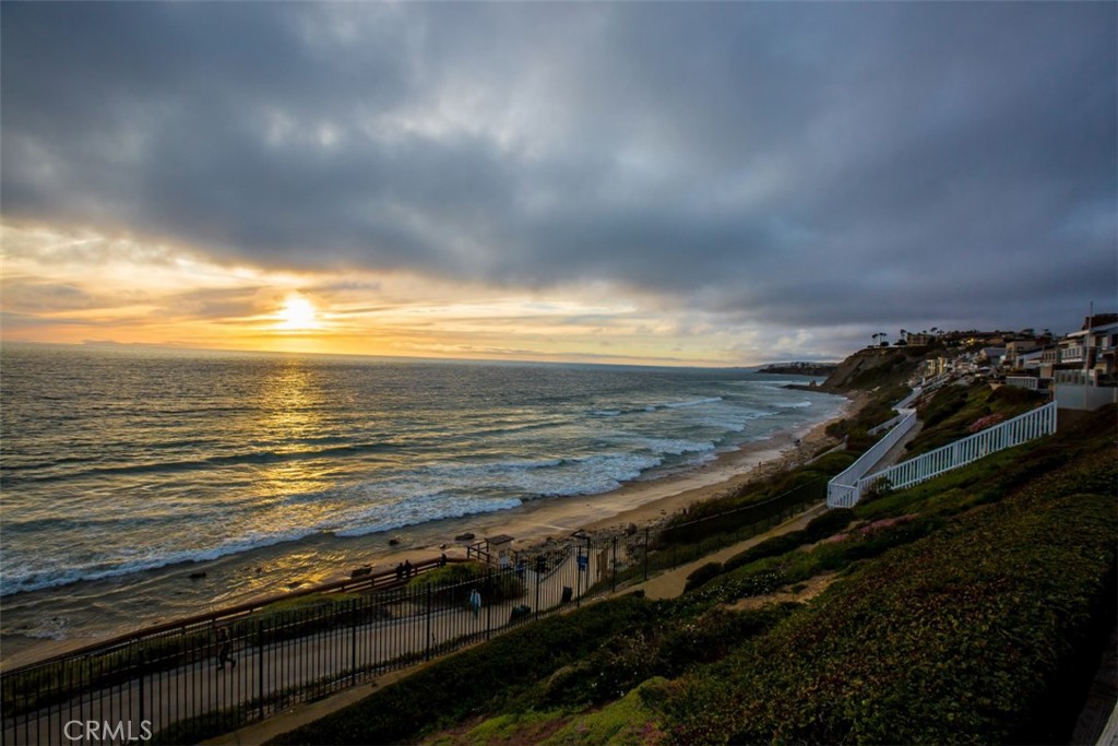 33781 Cabrillo Isle, Dana Point CA 92629 - photo 65