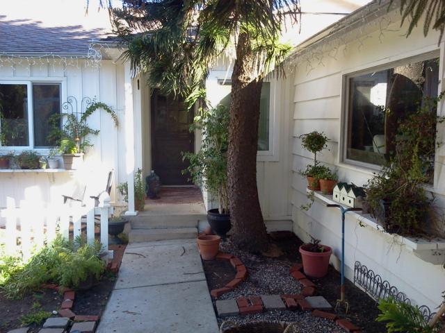 Entry. WHite picket fencing and plants belong to current occupant - 33782 El Encanto Avenue, Dana Point CA 92629 - photo 1